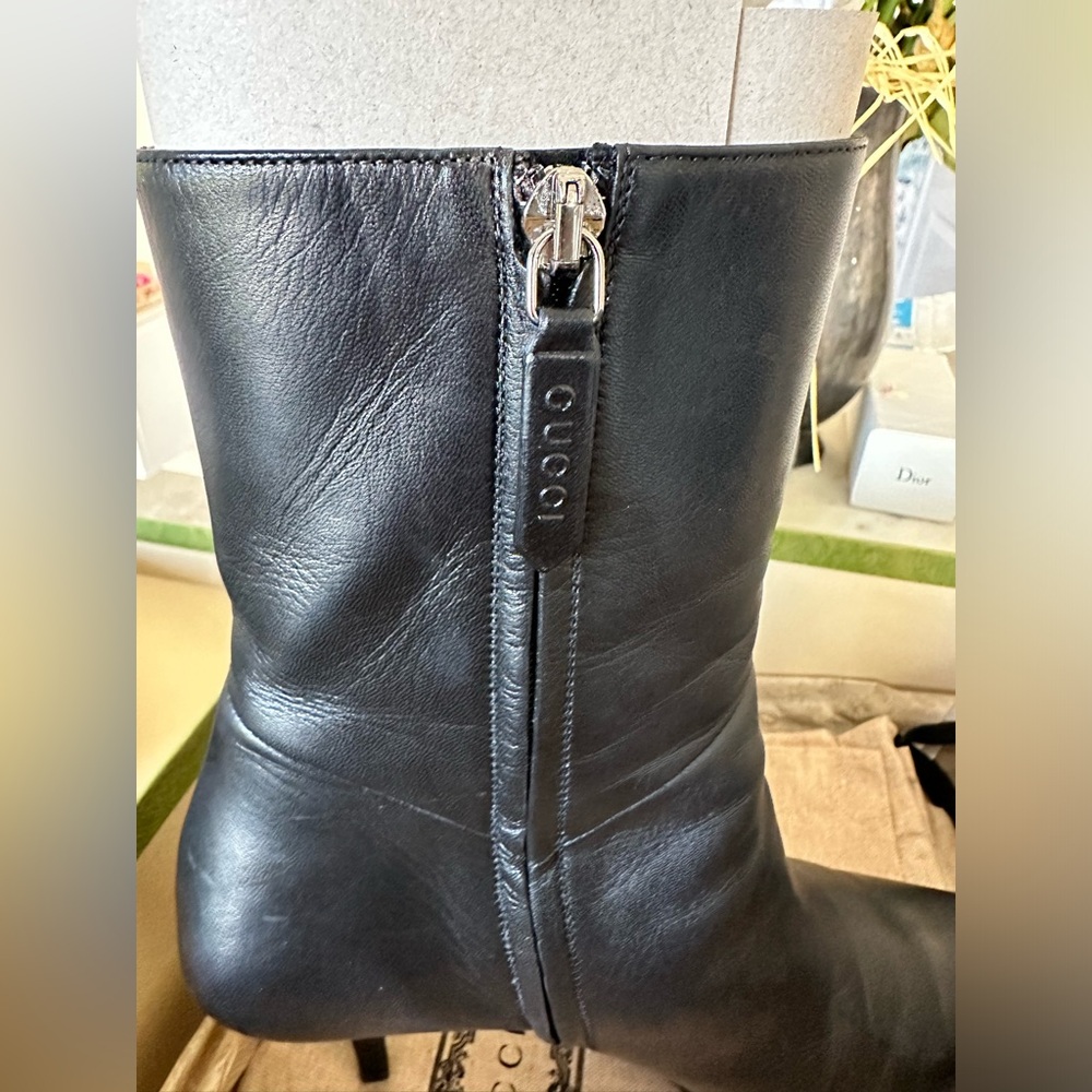Gucci Side Zipped Pointed Toe Ankle Boots - Picture 3 of 16